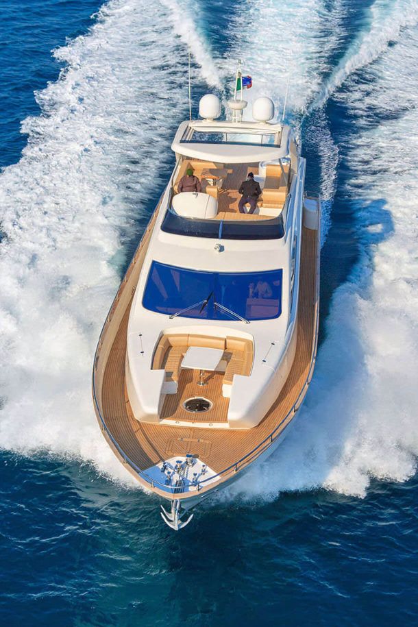 Yacht Charter Tours & Cityscapes Miami