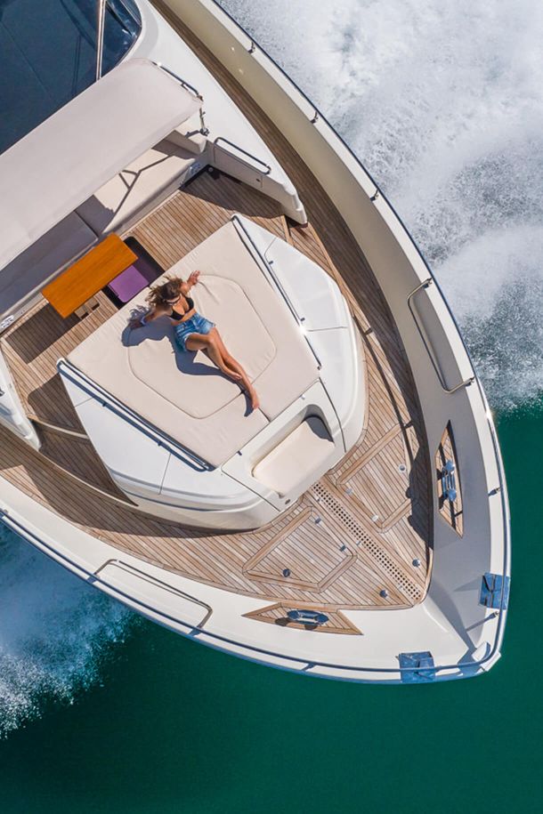 Specialized Yacht charter for Commercial Use